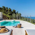 Koukounaria Skopelos