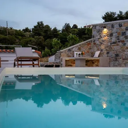 Koukounaria Villa Skopelos Town