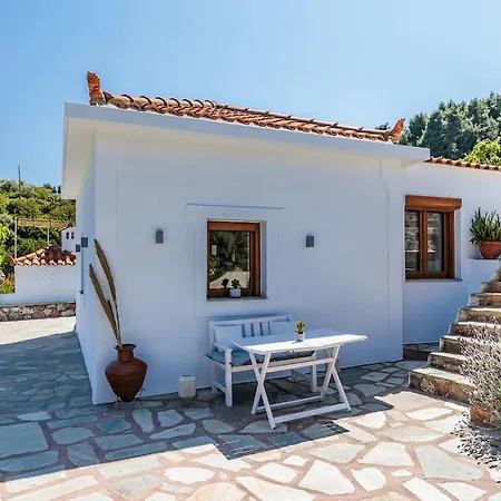 Koukounaria Vila