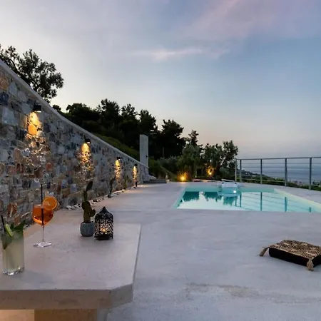 Koukounaria * Skopelos Town