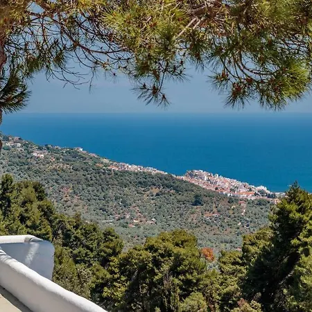 Koukounaria Skopelos