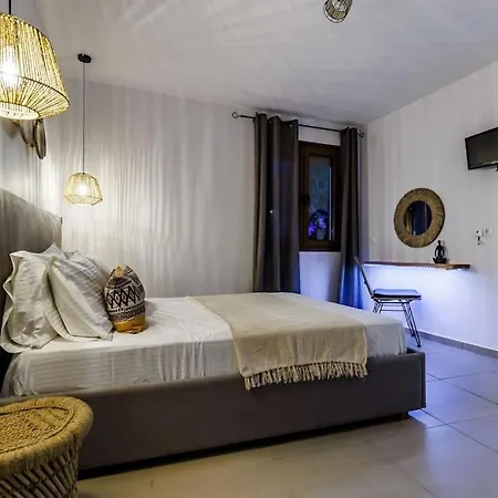 Villa Koukounaria Skopelos Town