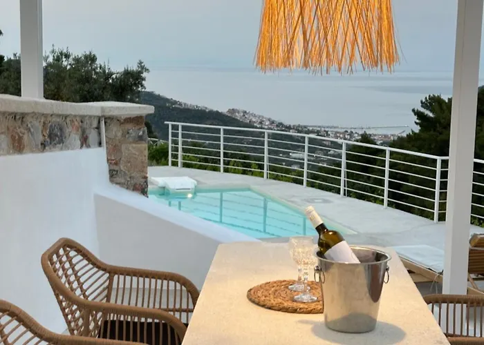 Koukounaria Skopelos